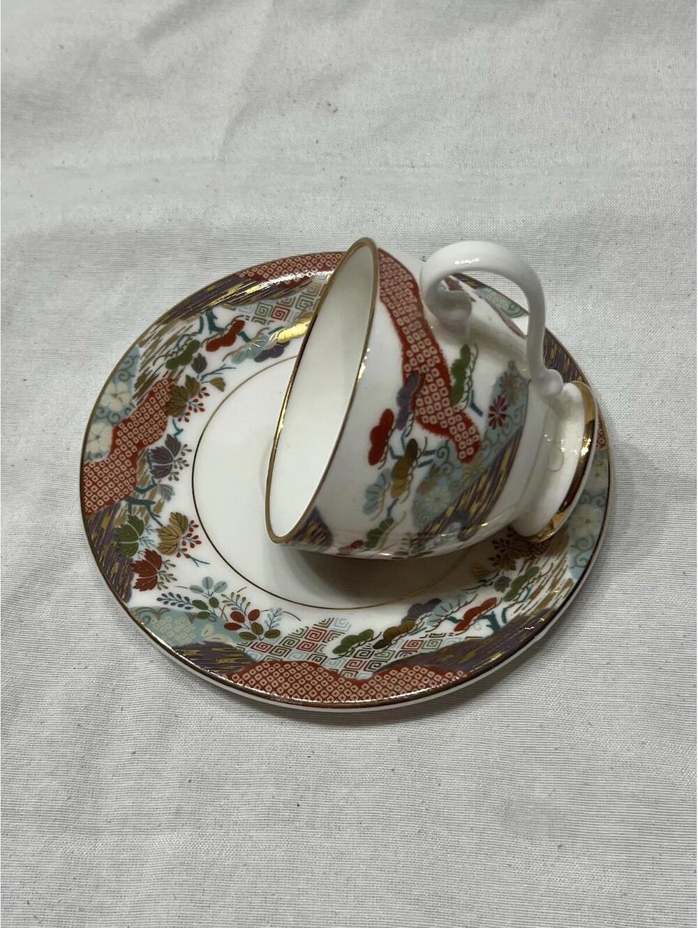 “Spilt Tea” Style vintage teacup and saucer